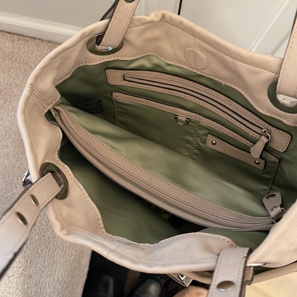 B makowsky handbag - Picture 3 of 3